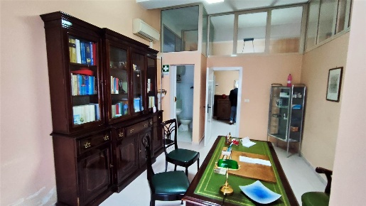 Foto Ufficio in VIA MICHELANGELO CIANCIULLI 26, Montella di 55 m²