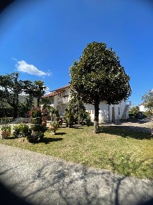 Foto Casa indipendente in via Scaffa 4, Ceprano Centro di 280 m² in vendita