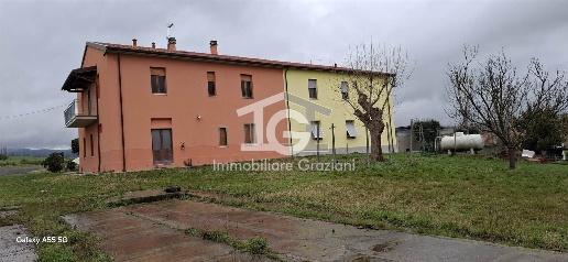 Foto Appartamento a Rosignano Marittimo di 411 m² con 18 locali in vendita
