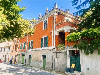 Foto Appartamento in Vittorio Emanuele, Narni Centro di 360 m² in vendita