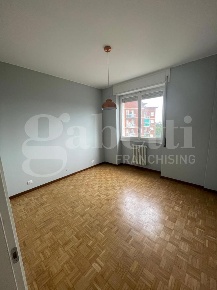 Foto Appartamento in Via Lorenzo Valla 25, Milano Chiesa Rossa di 65 m²