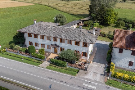 Foto Casa indipendente in Via Mure 1, Sesto al Reghena Mure di 330 m²