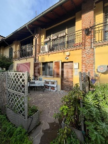 Foto Appartamento in Via Monte Cervino 105, Corbetta di 49 m² con 2 locali