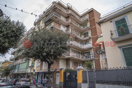 Foto Appartamento in Via roma 41, Portici di 90 m² con 3 locali in vendita