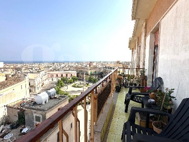 Foto Appartamento in Via ALESSANDRO MANZONI 6, Avola Centro di 113 m²