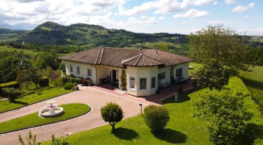 Foto Villa unifamiliare in Via Giovanni Valentini 11, Salsomaggiore Terme