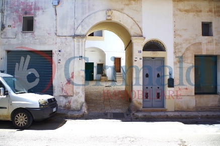 Foto Casa indipendente in Via Moline 82 - 62, Novoli di 280 m² con 5 locali