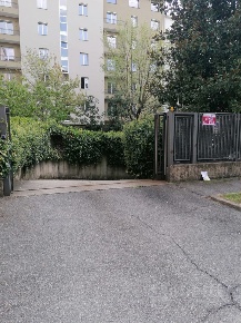 Foto Box in Via Generale Cantore 10, Busto Arsizio Tribunale di 16 m²