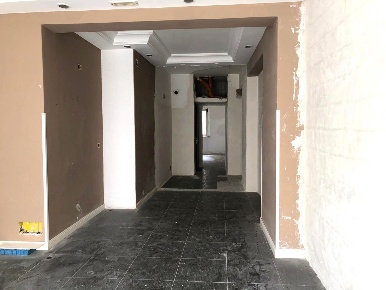 Foto Negozio in Via Marchese di Villabianca 107, Palermo di 75 m²