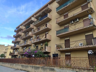Foto Appartamento a Palermo Settecannoli di 101 m² con 3 locali in vendita