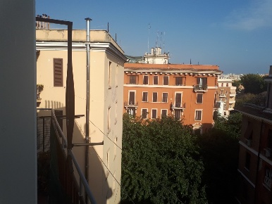 Foto Appartamento in via di Sant'Erasmo, Roma San Giovanni di 95 m²