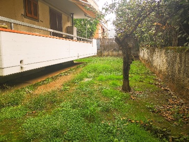 Foto Appartamento a Massa Puliche di 148 m² con 4 locali in vendita