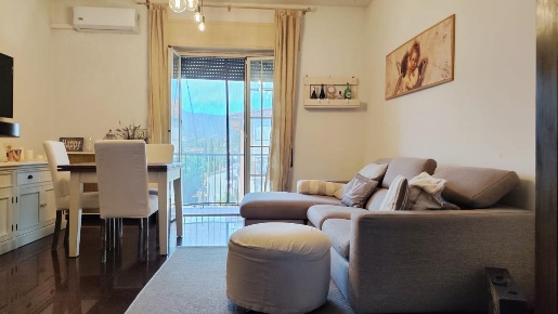 Foto Appartamento a Carrara Stadio, Sant'Antonio, Marasio di 90 m²