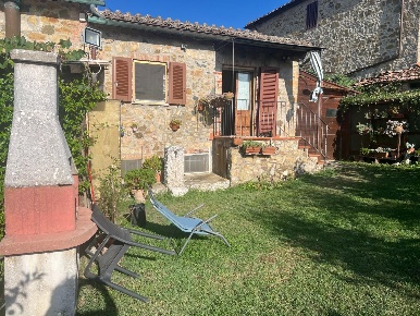 Foto Casa indipendente a Murlo Casciano di 130 m² con 6 locali in vendita