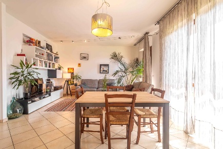 Foto Appartamento a Pontedera Santa Lucia, La Borra di 80 m² con 4 locali