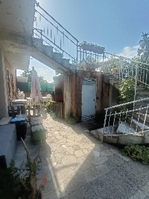 Foto Villa bifamiliare a Castelnuovo Magra Colombiera Molicciara di 145 m²