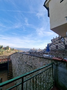 Foto Appartamento a Colle di Val d'Elsa Colle Alta, Borgo Nuovo di 65 m²