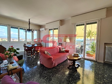 Foto Appartamento a Montecatini-Terme di 115 m² con 5 locali in vendita