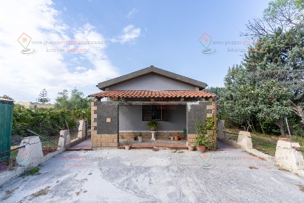 Foto Villa singola a Siracusa Tivoli di 75 m² con 3 locali in vendita