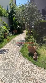 Foto Appartamento in Via Guglielmo Micheli 35, Livorno di 65 m² in affitto
