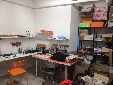 Foto Attività commerciale in Piazza  Garibaldi, Pisa Santa Maria di 80 m²