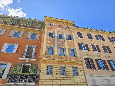 Foto Appartamento a Roma Colosseo - Fori Imperiali di 111 m² con 2 locali
