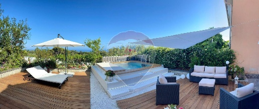 Foto Appartamento in Via Genova, Varazze Sant'Ambrogio di 65 m² in vendita