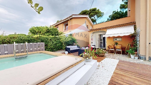 Foto Appartamento in Via Genova, Varazze Sant'Ambrogio di 60 m² in vendita