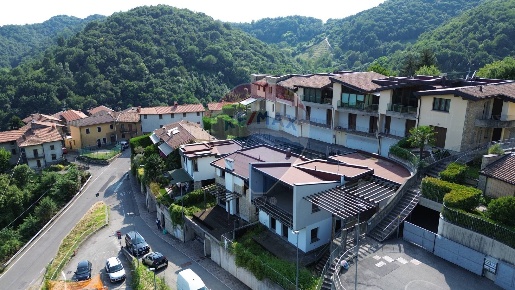 Foto Appartamento in via pratomarone, Palazzago Burligo di 120 m²