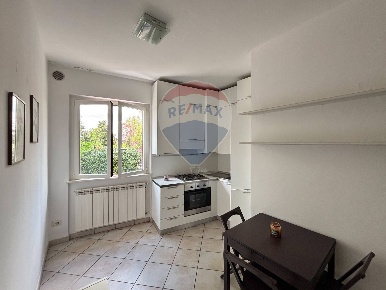 Foto Appartamento in Via Verdi, Gazzada Schianno Centro di 32 m² in vendita