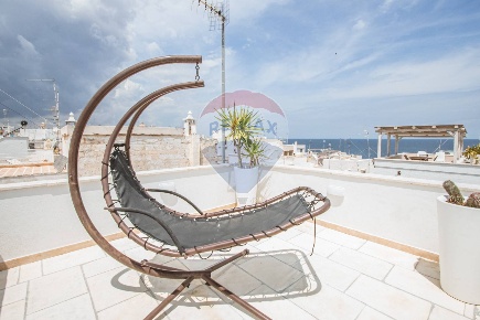 Foto Appartamento in Via Roma, Polignano a Mare Centro di 110 m² in vendita