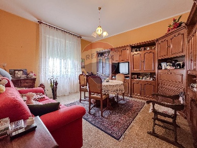 Foto Appartamento in Via Chivasso, Vercelli Semicentro di 73 m² in vendita