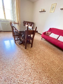Foto Appartamento a Novara di 90 m² con 3 locali in vendita