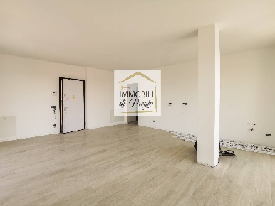 Foto Attico in Via La Spezia, Parma Villetta di 193 m² con 5 locali