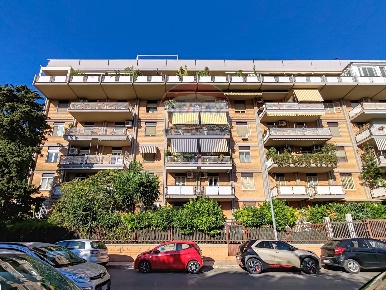Foto Appartamento in Via Nicola Tridente, Bari San Pasquale di 180 m²