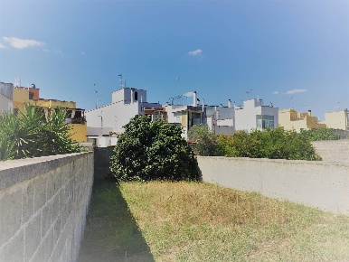 Foto Terreno residenziale in Via 16 Marzo, San Cesario di Lecce di 270 m²