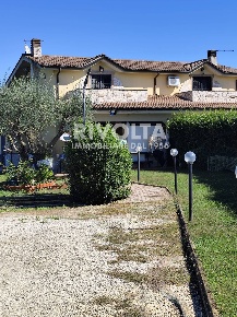 Foto Villa unifamiliare in via della pace, Fiano Romano di 160 m²