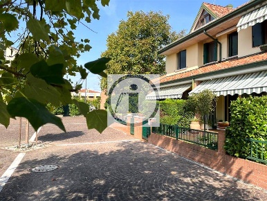 Foto Villa a schiera a Padova Paltana - Mandria di 167 m² con 6 locali