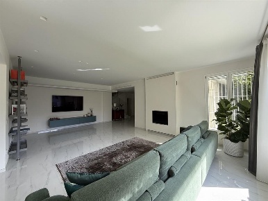 Foto Villa unifamiliare a Ravenna di 300 m² con 7 locali in vendita