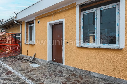 Foto Villa unifamiliare in via San Basilio, Basiano Centro di 105 m²
