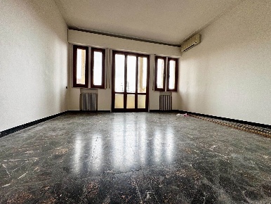 Foto Appartamento a Empoli Serravalle - Tinaia di 117 m² con 6 locali