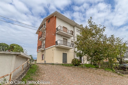 Foto Appartamento a Romano Canavese Centro di 70 m² con 2 locali in vendita