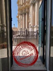 Foto Case semi ndipendenti a Ragusa Ibla di 110 m² con 6 locali in vendita