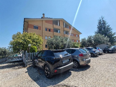 Foto Appartamento a Pianella Castellana di 86 m² con 6 locali in vendita