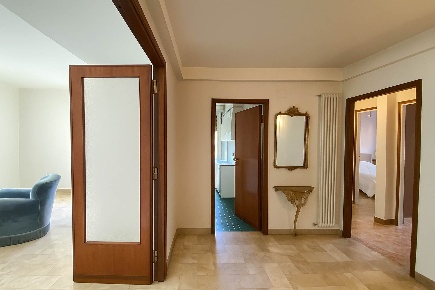 Foto Appartamento a Firenze Due Strade - San Gaggio di 90 m² con 5 locali