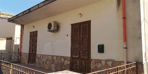 Foto Appartamento in Via Aloi  48, Palermo Falsomiele di 182 m² in vendita