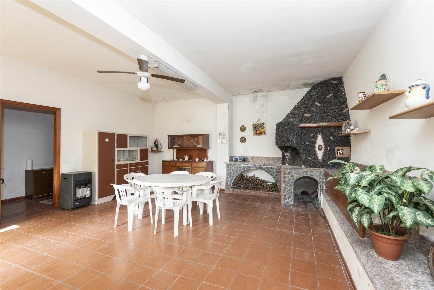 Foto Appartamento in Vicolo Alfio Bonanno 12, Trecastagni di 118 m²