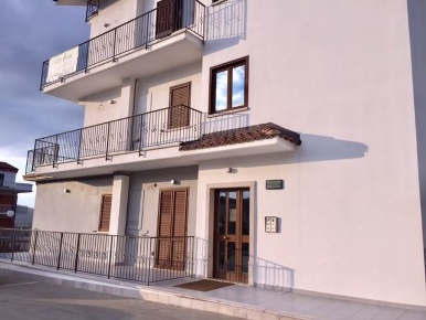 Foto Appartamento in Via degli Emigranti 1, Pratola Serra di 55 m²