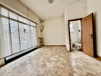 Foto Negozio a Spinea Spinea Orgnano di 27 m² con 1 locali in affitto