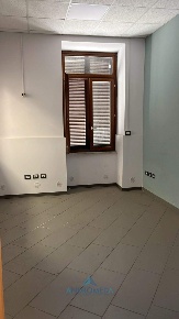 Foto Ufficio a Napoli Zona Industriale - Marina di 150 m² con 2 locali